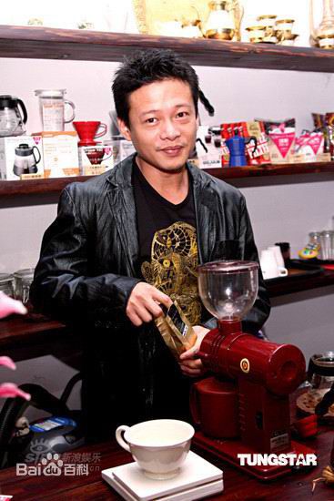 李康生(Kang-sheng Lee)生活照图册