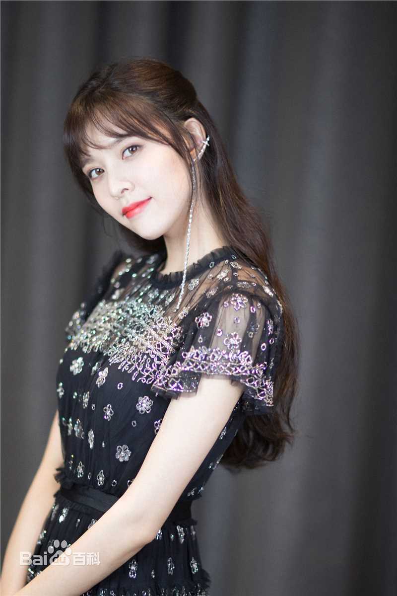 宋妍霏(cecilia boey)最新壁纸