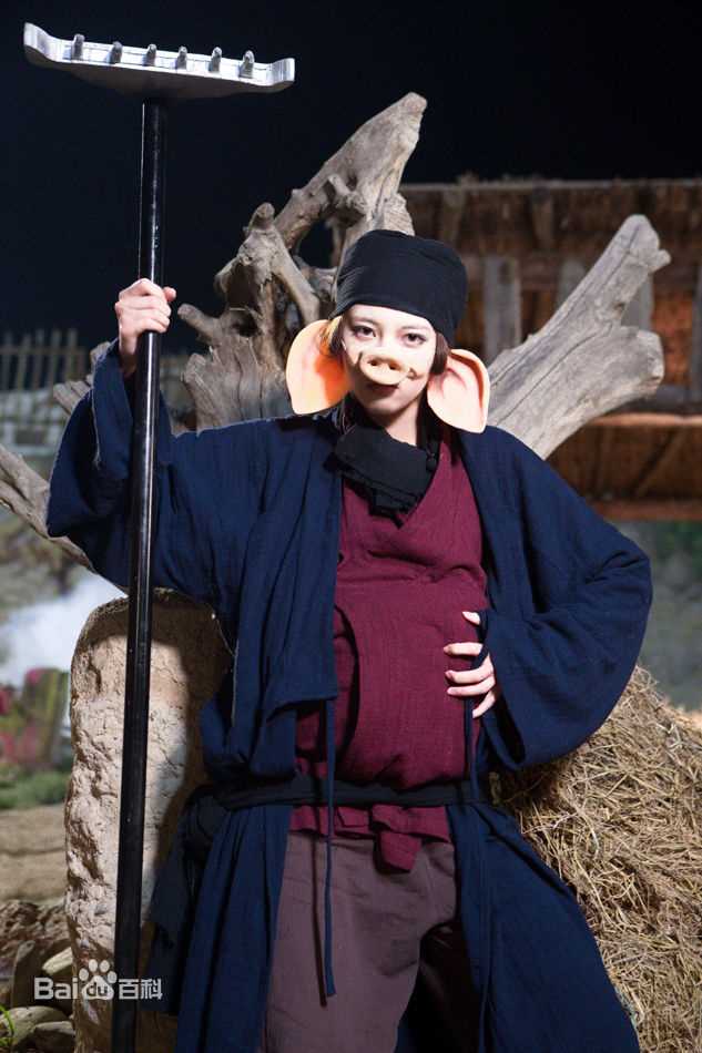 精选宋妍霏(cecilia boey)在湖南卫视《一年级大学季》中的图册