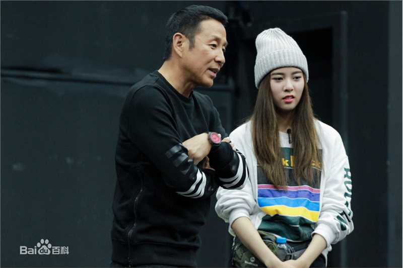 精选宋妍霏(cecilia boey)在湖南卫视《一年级大学季》中的图册