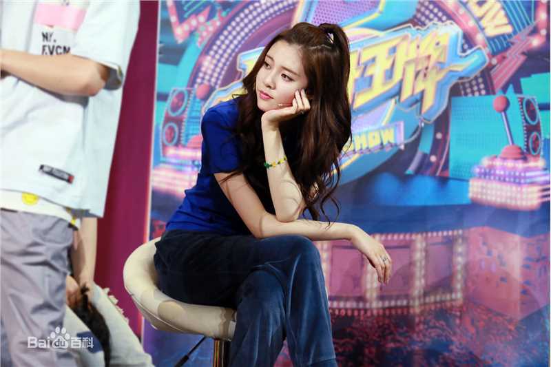 高清宋妍霏(cecilia boey)在爱奇艺《大牌对王牌》中的图集