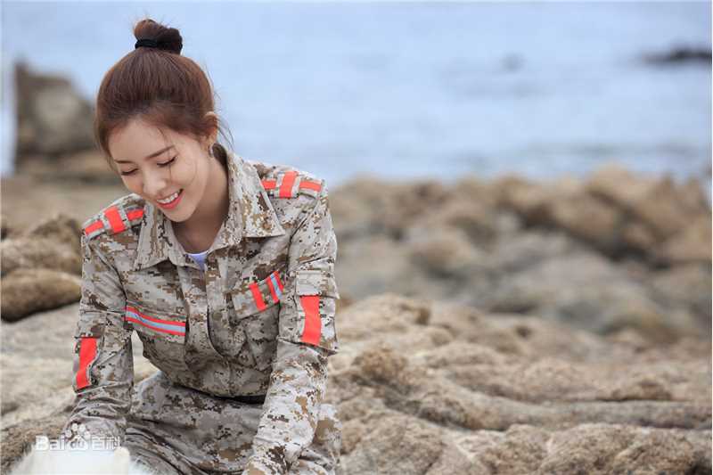 宋妍霏(cecilia boey)《神犬小七3》最新剧照