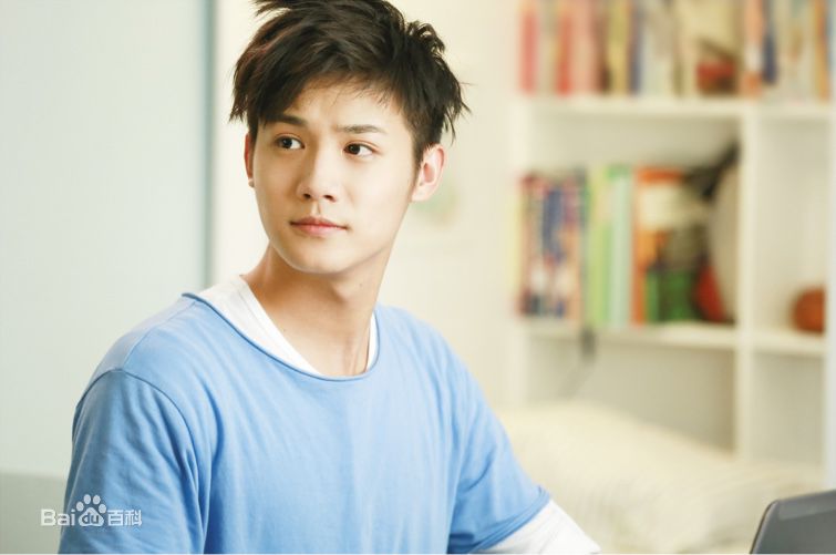 最全郑业成在《微微一笑很倾城》中的壁纸