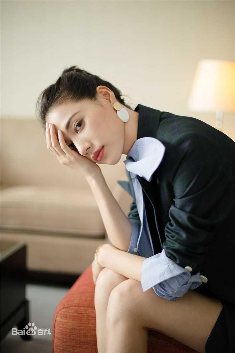 董琦(kiki)活动照壁纸壁纸