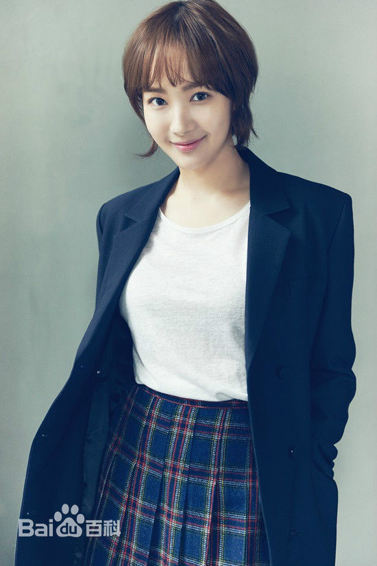 朴敏英(Park Min Young)新闻采访图片图册