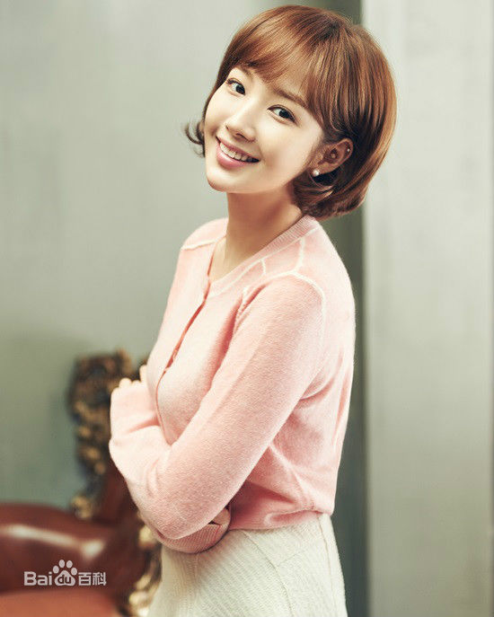 朴敏英(Park Min Young)新闻采访图片图册