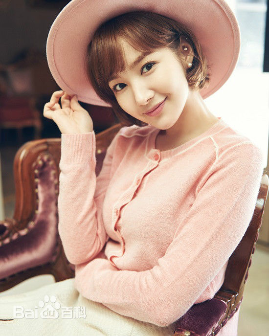 朴敏英(Park Min Young)新闻采访图片图册