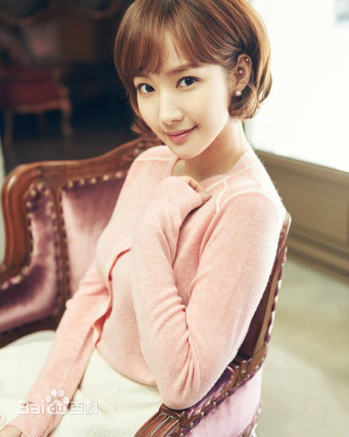 朴敏英(Park Min Young)新闻采访图片图册