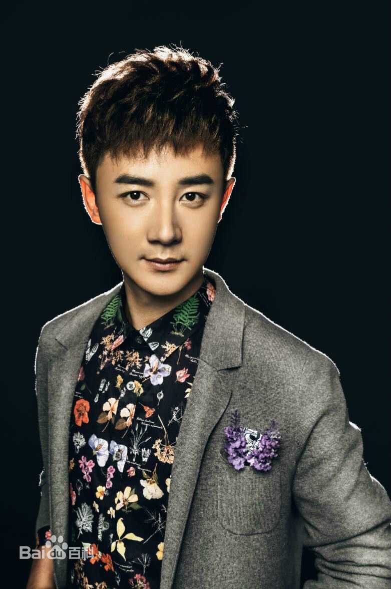 张倬闻最优质黑色西装相册