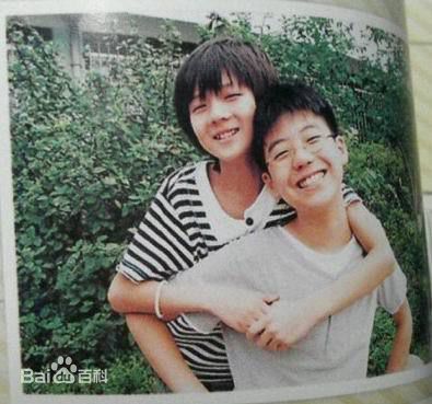 吴世勋(（韩文名）、SE HUN（官方艺名）、Oh SeHun)出道前照片图册