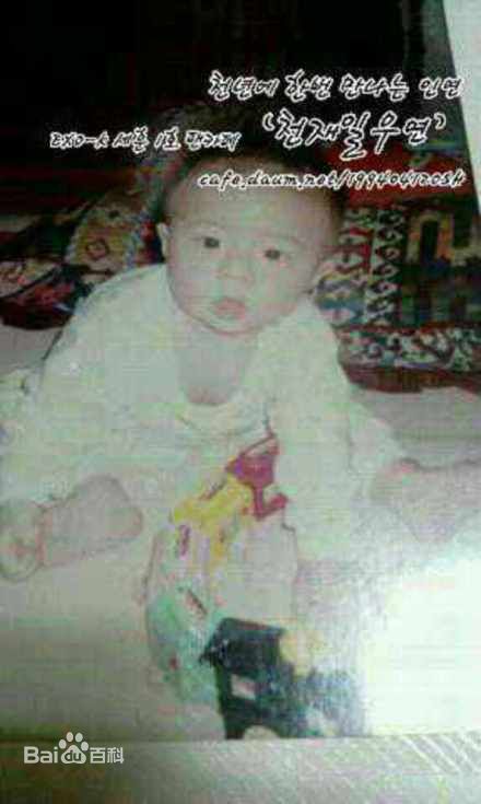 吴世勋(（韩文名）、SE HUN（官方艺名）、Oh SeHun)出道前照片图册