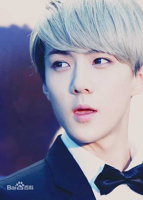 吴世勋(（韩文名）、SE HUN（官方艺名）、Oh SeHun)雕刻美男前后照片