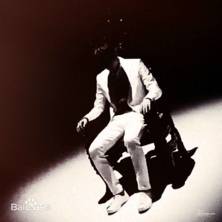 精选吴世勋(（韩文名）、SE HUN（官方艺名）、Oh SeHun)在翻拍神话MV 《Yo》中的图册