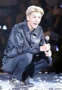 吴世勋(（韩文名）、SE HUN（官方艺名）、Oh SeHun)画报男神性感图片图集