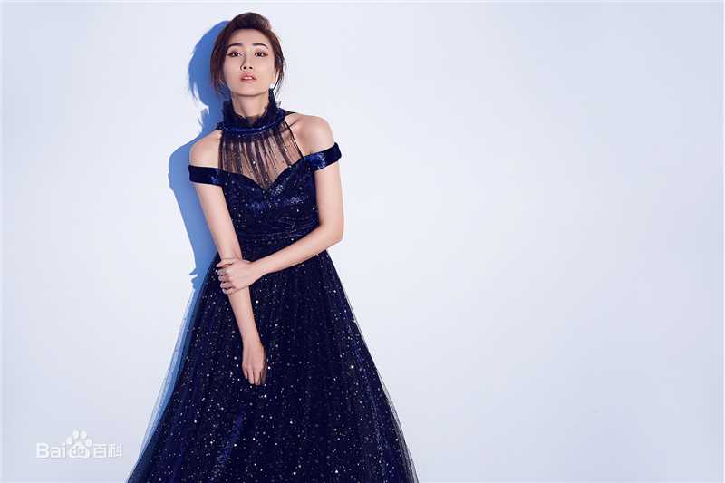 肖涵(Jenny)时尚大片素颜照壁纸