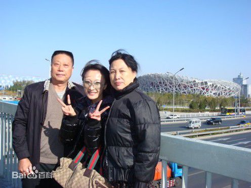 肖涵(Jenny)生活照前后照片