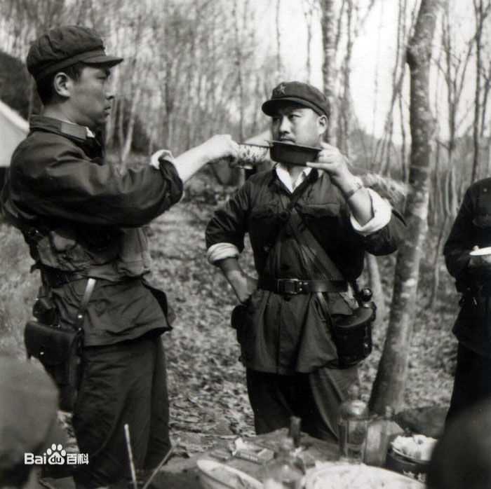 何伟高山下的花环最佳男配角生活照相册