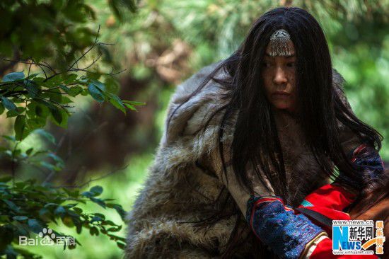 艾丽娅满山打鬼子剧情图片图册