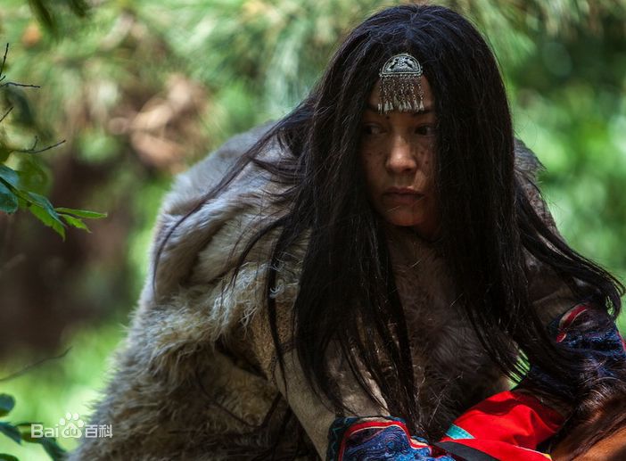 艾丽娅满山打鬼子剧情图片图册