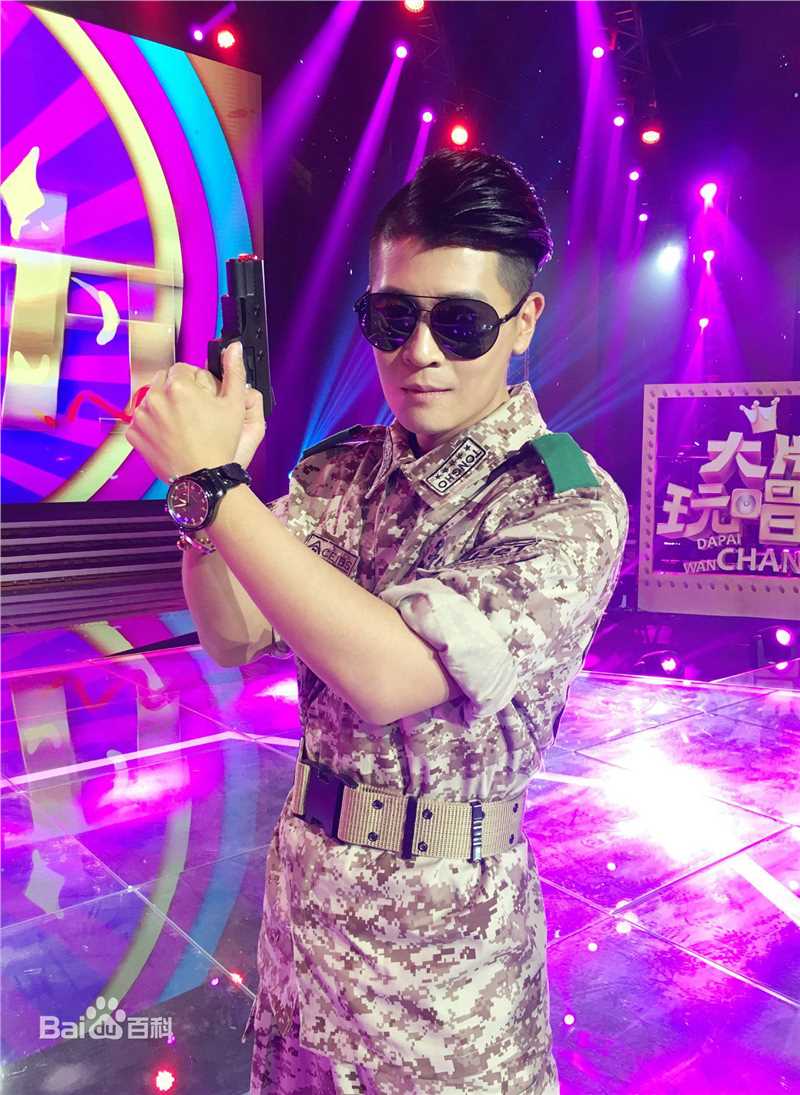 张朋(Tony)大牌玩唱会壁纸壁纸