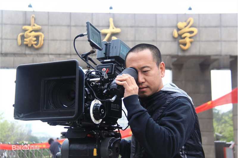 喻瀚湫导演的工作照性感图片图集