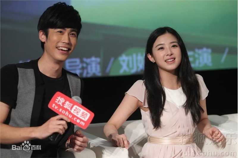 最新冉旭在电影《初恋未满》发布会中的壁纸