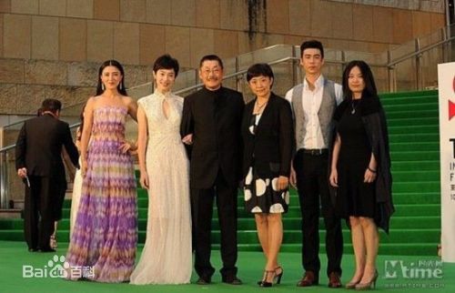 最新冉旭在电影《初恋未满》发布会中的壁纸