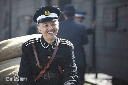 最新王伟源（曾用名：王伟男）在王伟源在《大连故事》中饰演齐孝廉中的图集