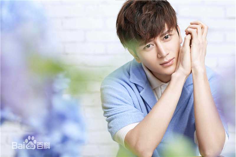 孙祖君(Kris)精选图册