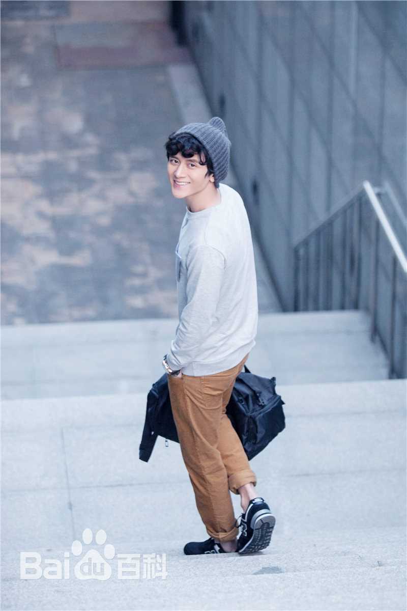 孙祖君(Kris)街拍图片图册