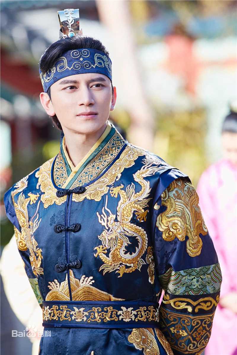 孙祖君(Kris)电视剧《我的野蛮女友》剧照