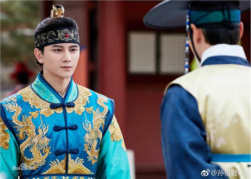 孙祖君(Kris)电视剧《我的野蛮女友》剧照