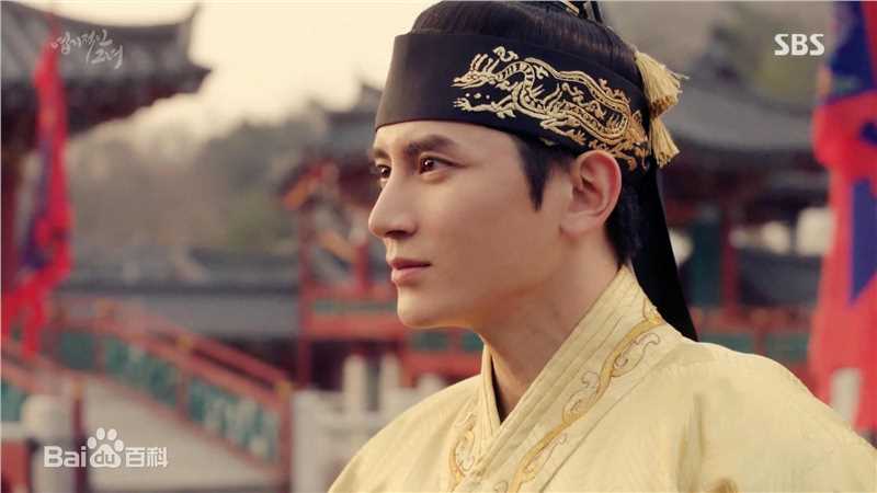 孙祖君(Kris)电视剧《我的野蛮女友》剧照