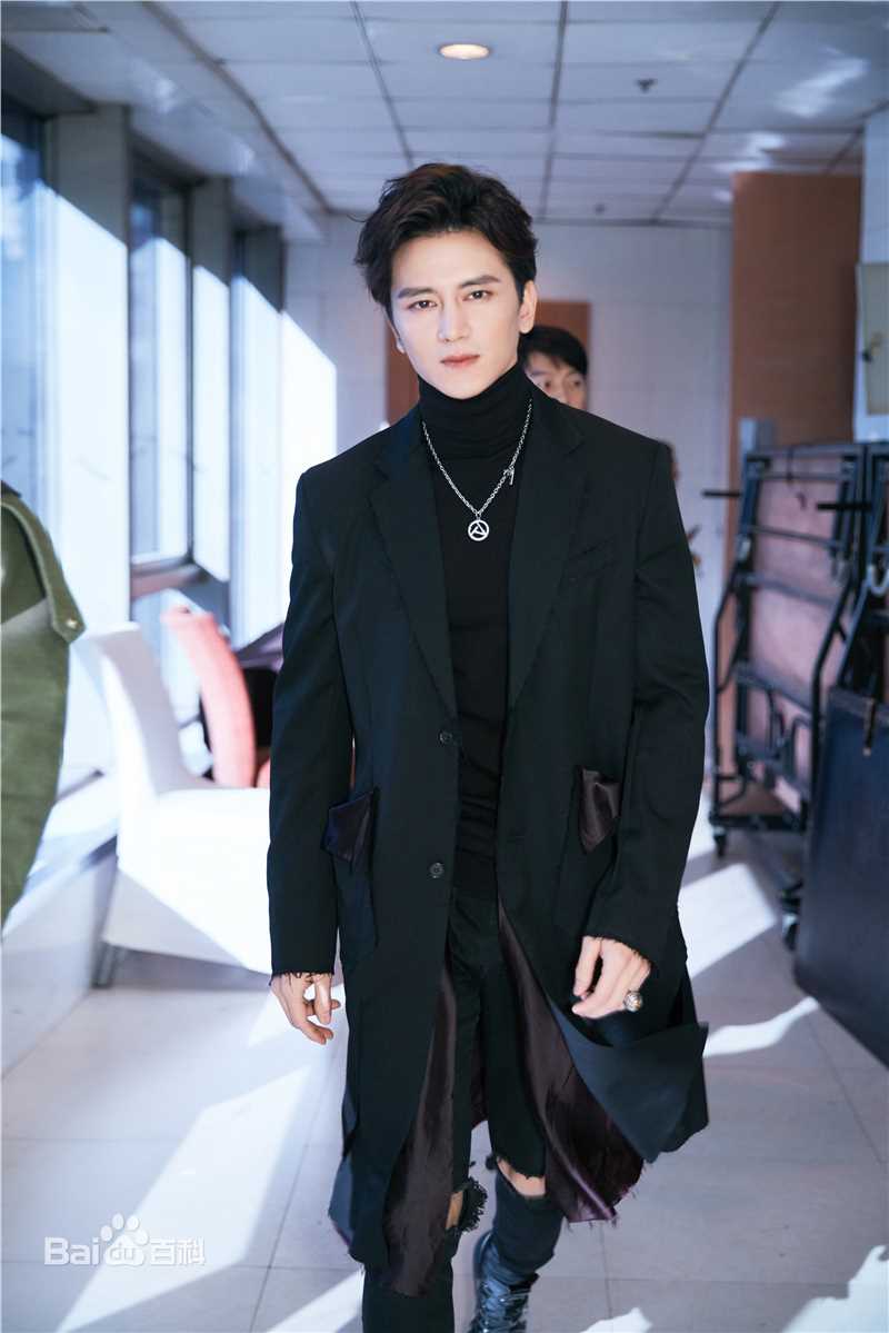 最优质孙祖君(Kris)在《将夜》发布会中的