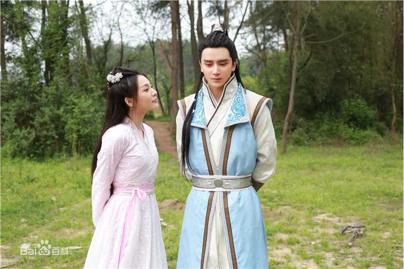 孙祖君(Kris)《小女花不弃》最新剧照