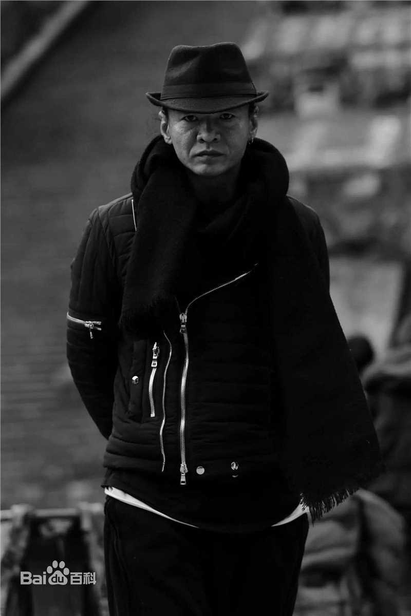 林楠工作照图片图集