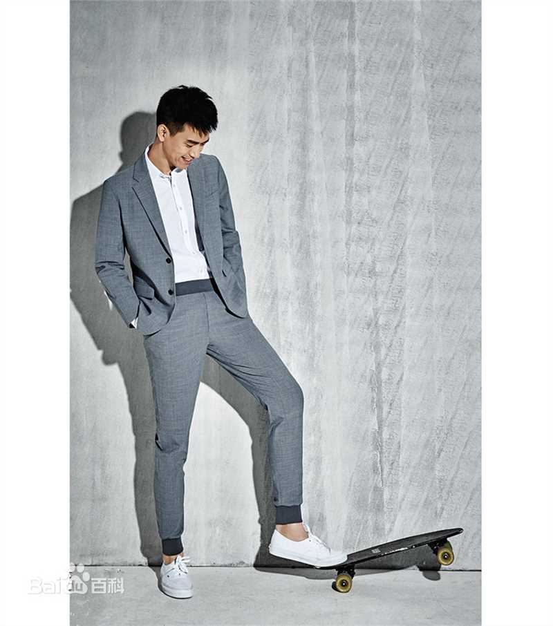 最全李现在《SOCOOL》中的壁纸