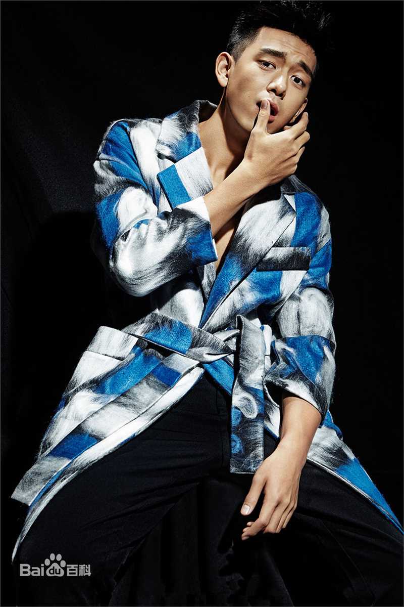 最全李现在《SOCOOL》中的壁纸