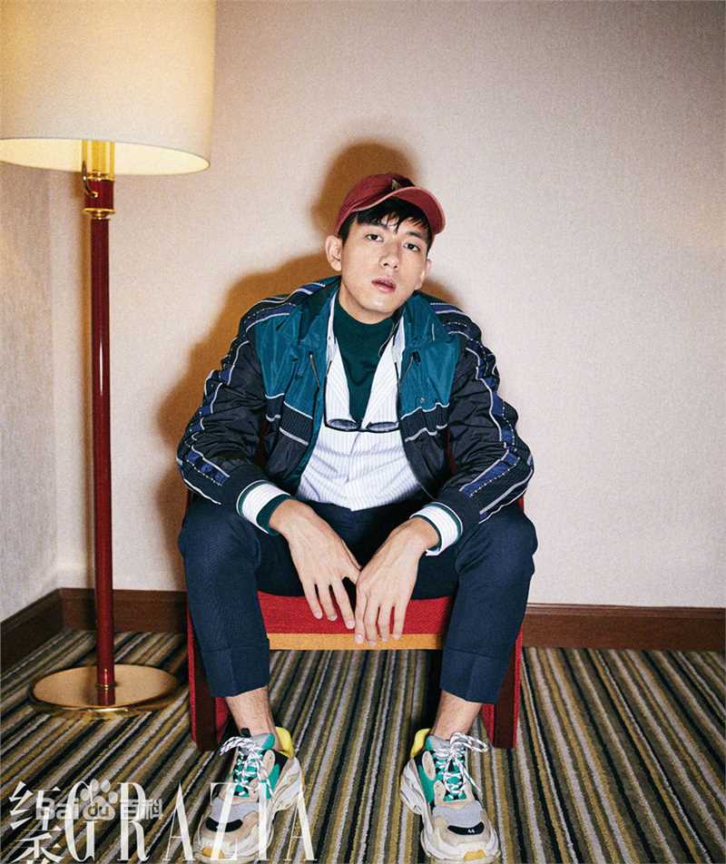 最全李现在《红秀GRAZIA》中的相册