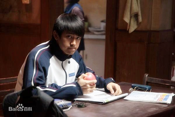 最全李现在《万箭穿心》饰演马小宝中的壁纸