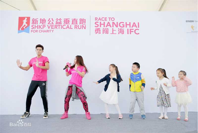 最新李现性感图片