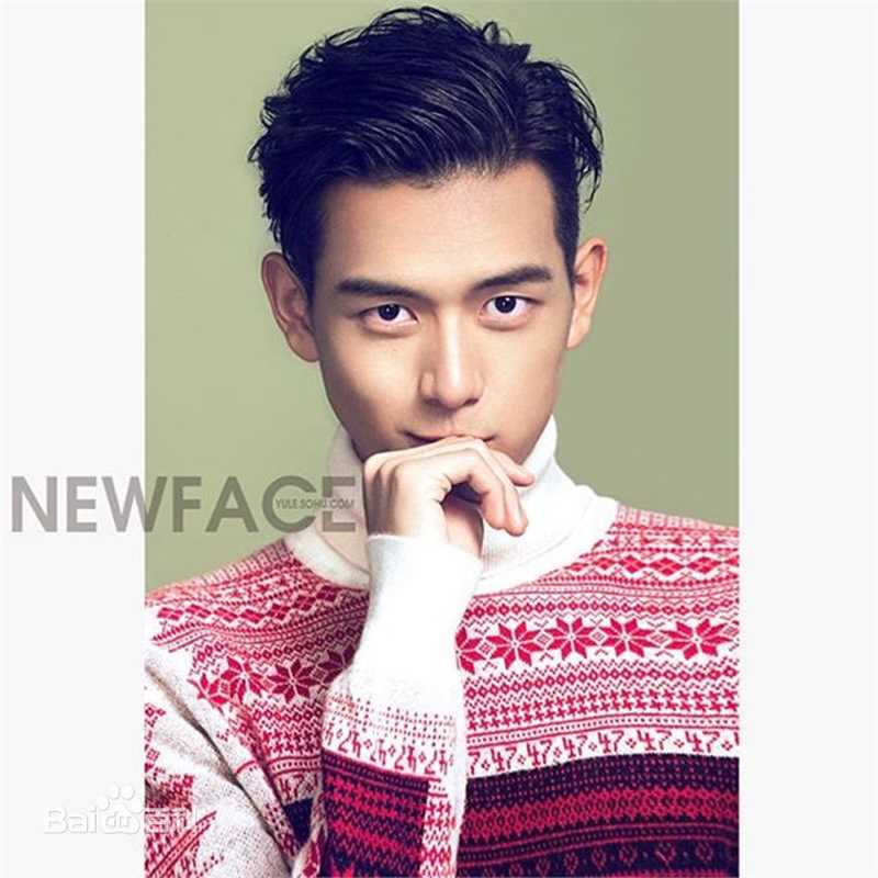 最新李现性感图片