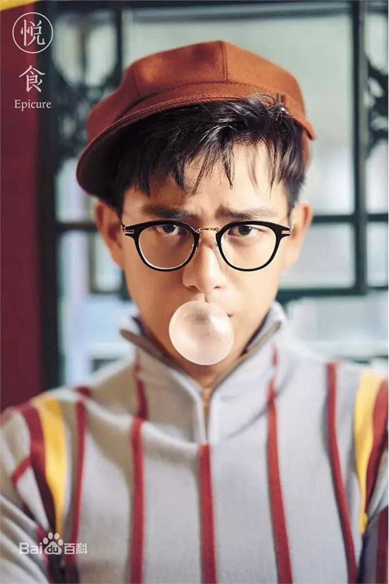 最新李现性感图片