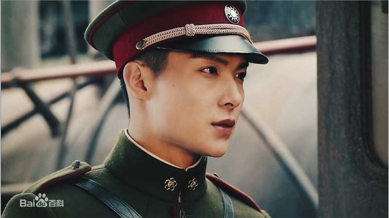 最全张铭恩在《老九门》中饰张副官张日山中的壁纸
