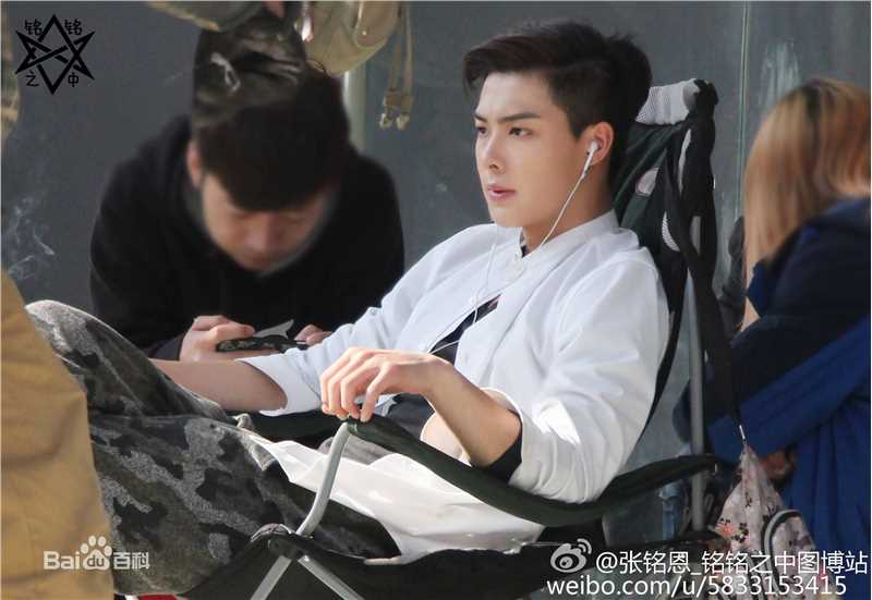 最全张铭恩在《老九门》中饰张副官张日山中的壁纸