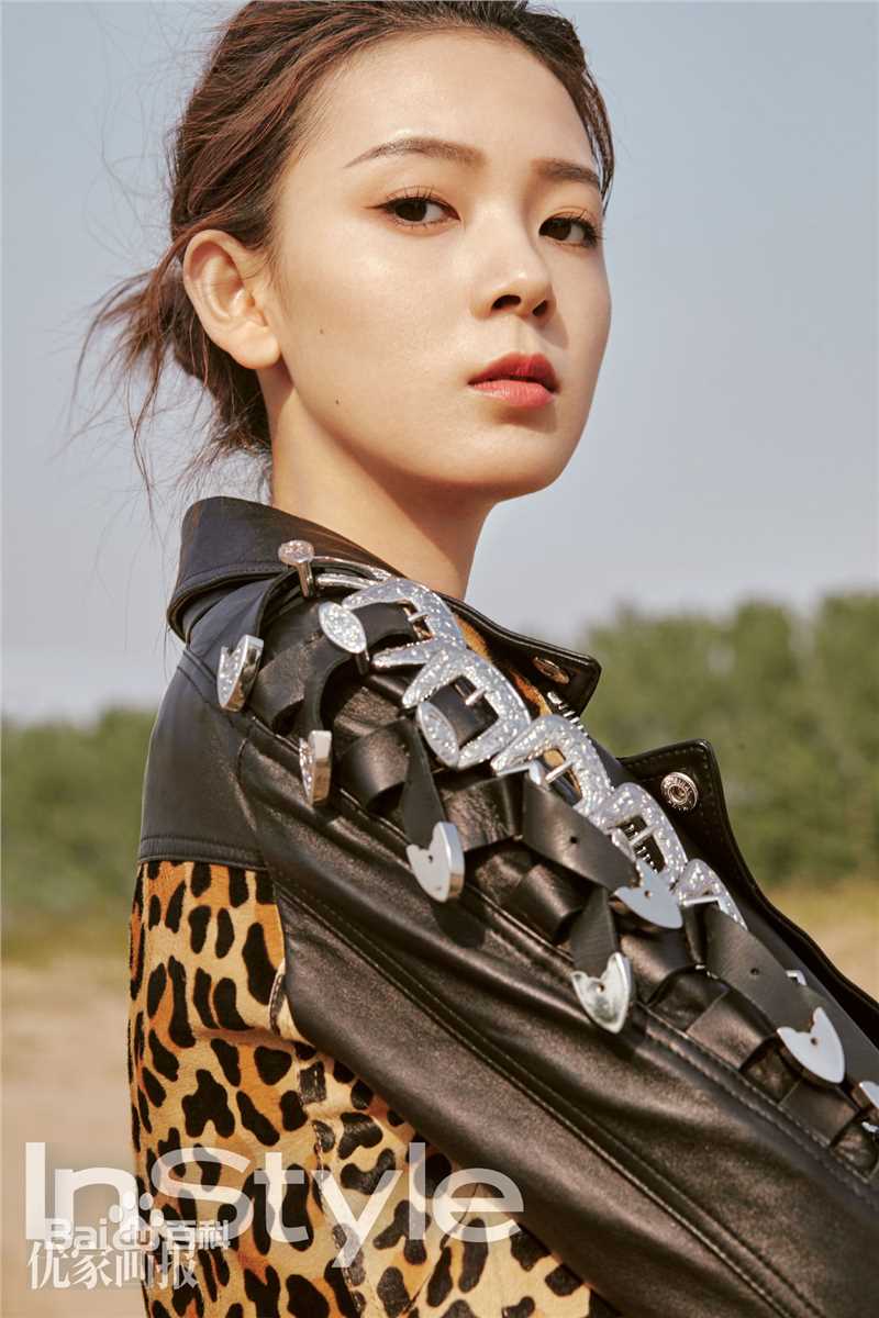 陈瑶(Sebrina)最新杂志壁纸