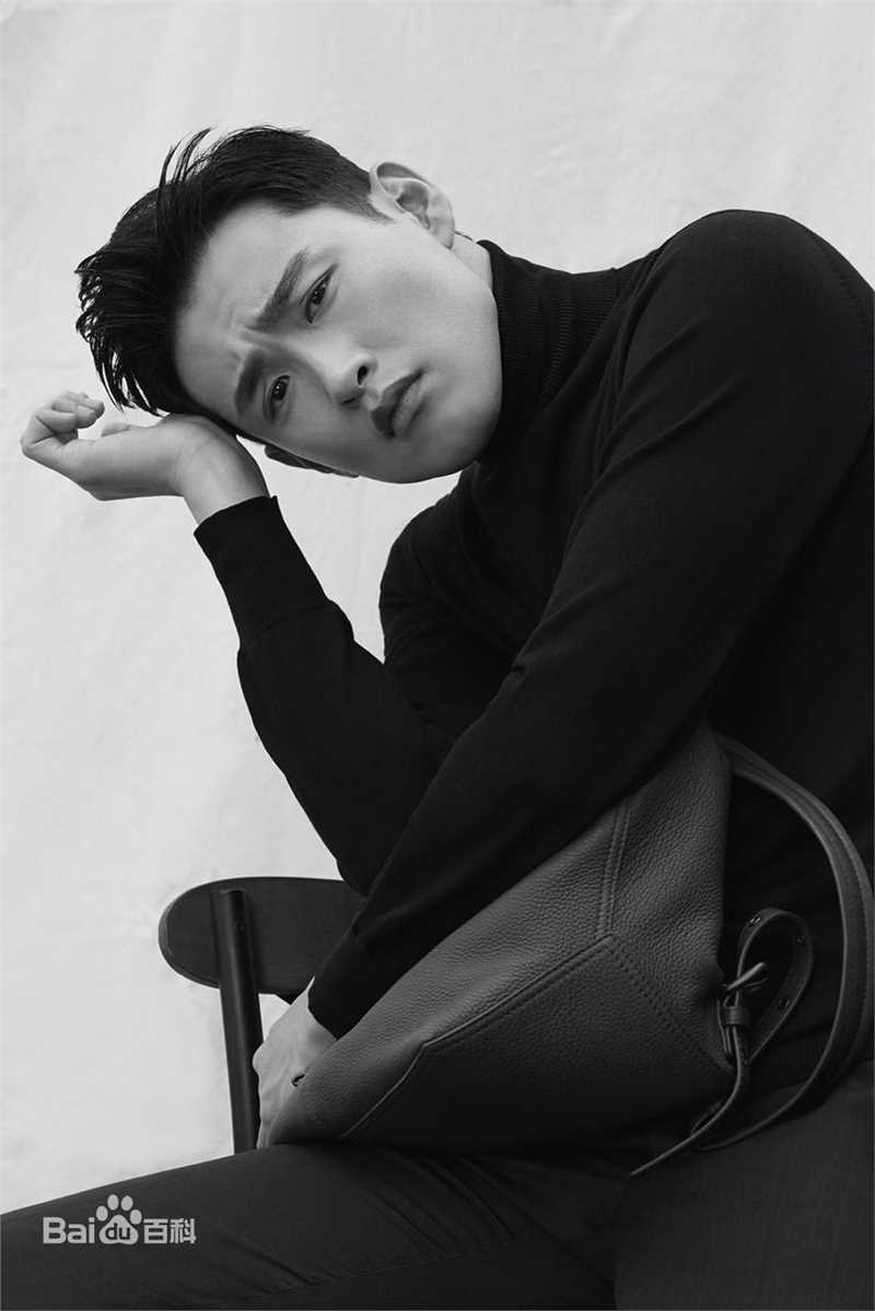 最新王彦霖性感图片