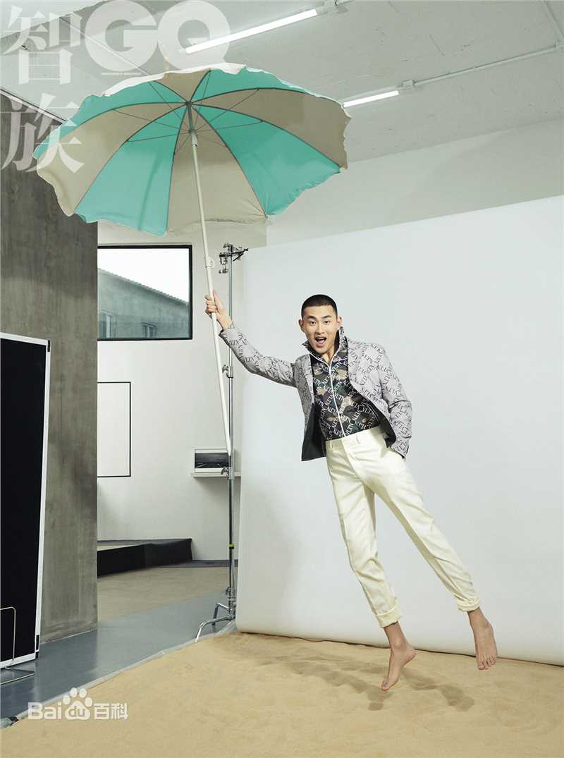 最新王彦霖性感图片