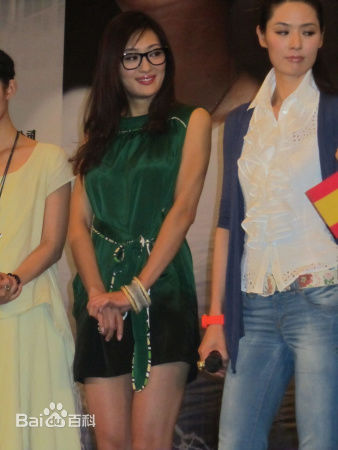 最全孟广美(Jessey Meng)在2009《婚姻保卫战》宣传照中的相册