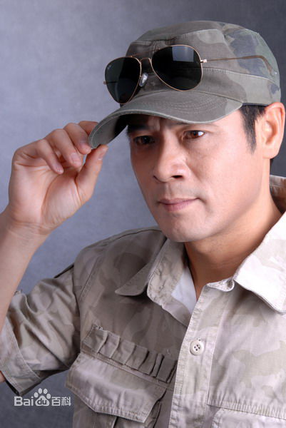 孙洪涛(Hongtao.Sun)演艺照壁纸壁纸